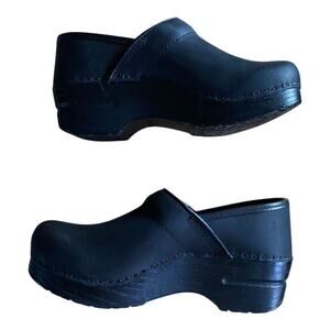 Dansko Clogs Women's Solid Black Leather Nurse Slip-Ons Size EU 35 US 5